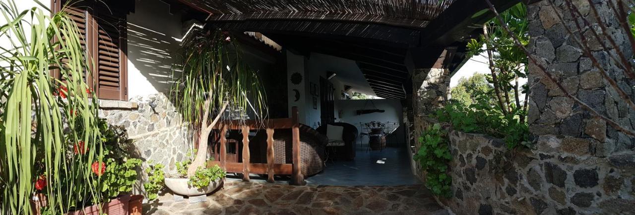 B&B Il Giardino Arbus Exterior photo